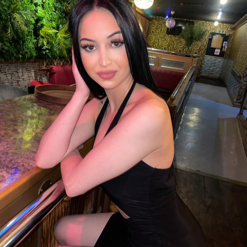 Adela b. profile photo