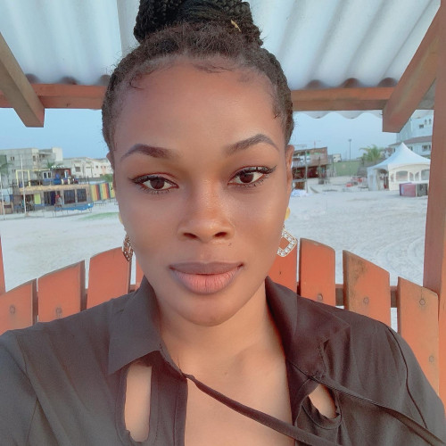 Sandra V.