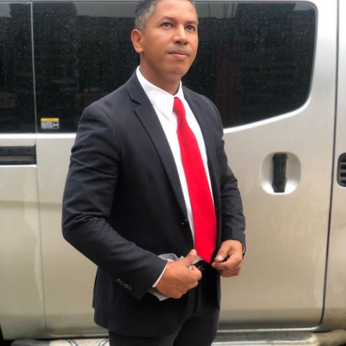 Vctor L. profile photo
