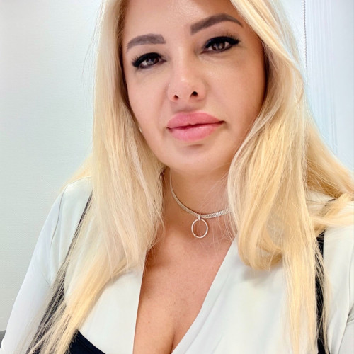 Eszter D. profile photo