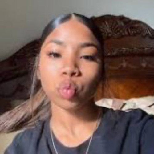 ena l. profile photo
