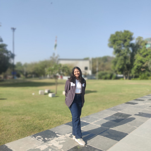Shwetha R.