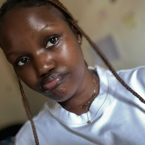 laylay R. profile photo