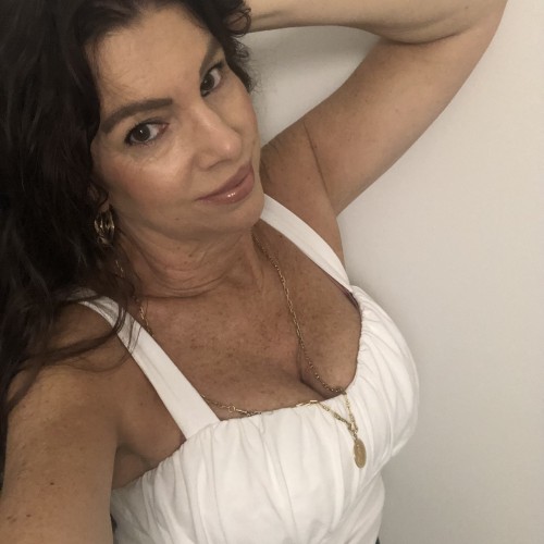 Sheri B.