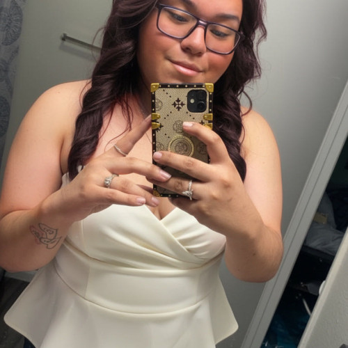 Nicole V. profile photo