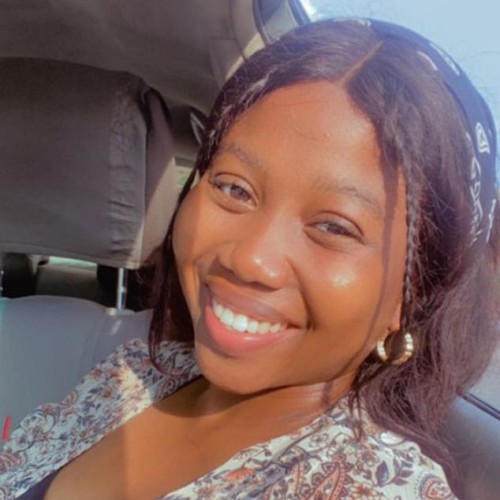 Violet  M. profile photo