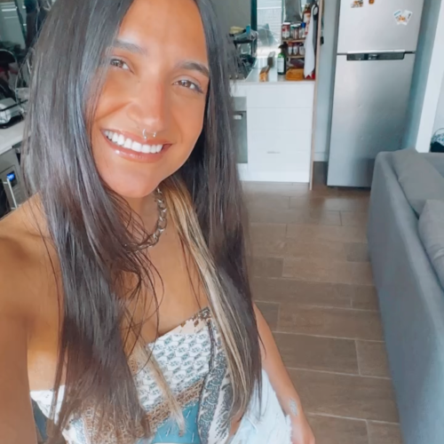 Julia V.