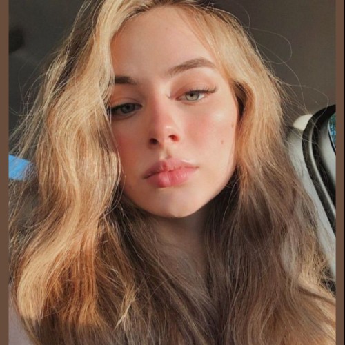 Ema B. profile photo