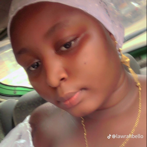 Lawrah b.