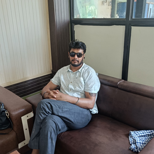 Dr  R. profile photo