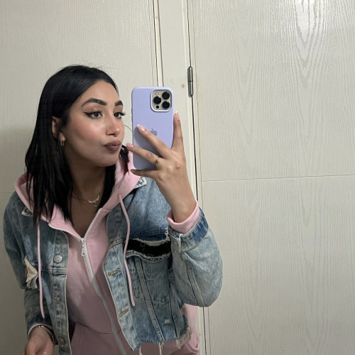 Salma  F.