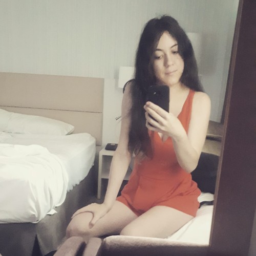 Thaina Cristiane F.