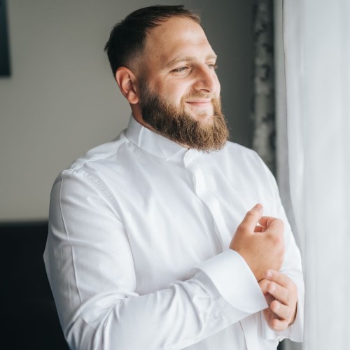 Valentin L.