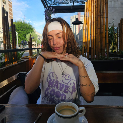 Leonela C. profile photo