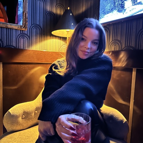 Oriana E.
