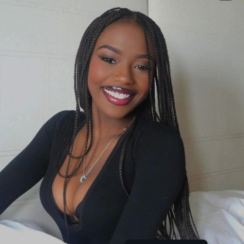 Raqelle  B.