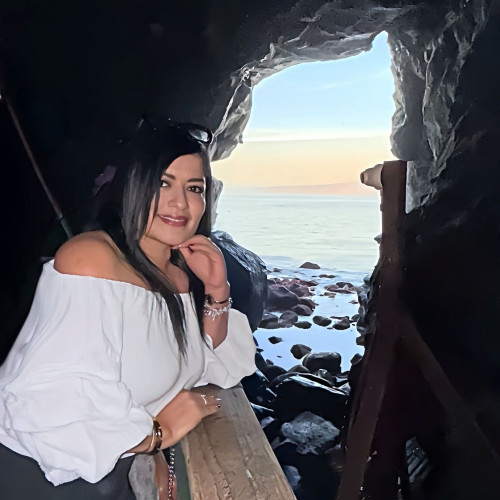 Flor J. profile photo
