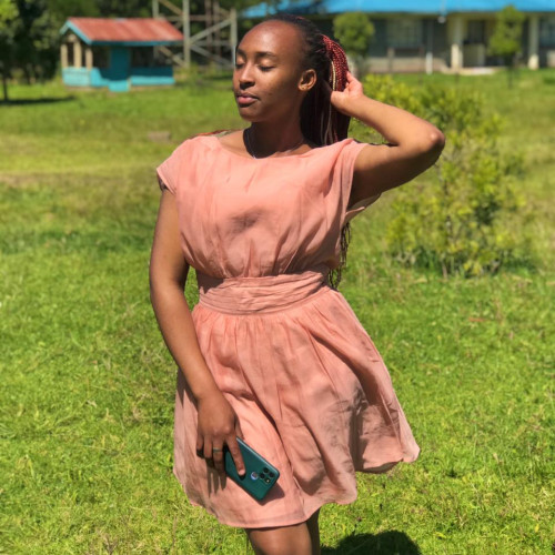 Whitney  W. profile photo