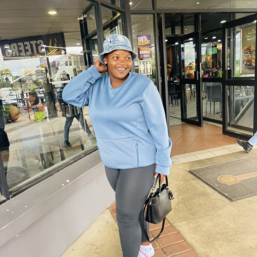 mpathwenhle A. profile photo