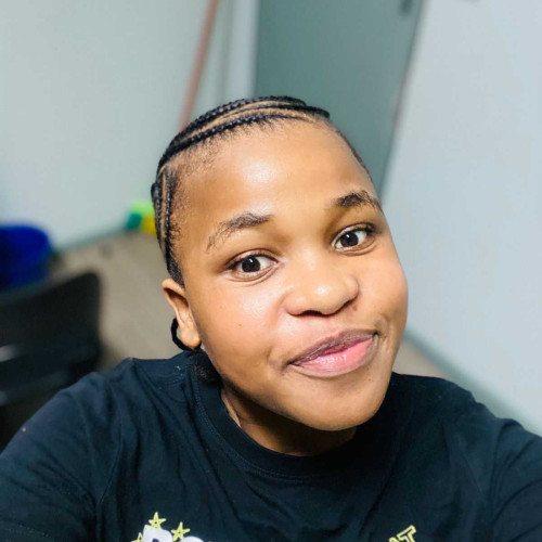 Aurora M. profile photo