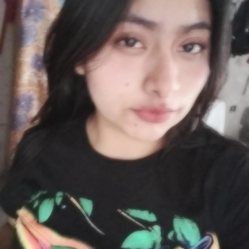 Evelin  . profile photo