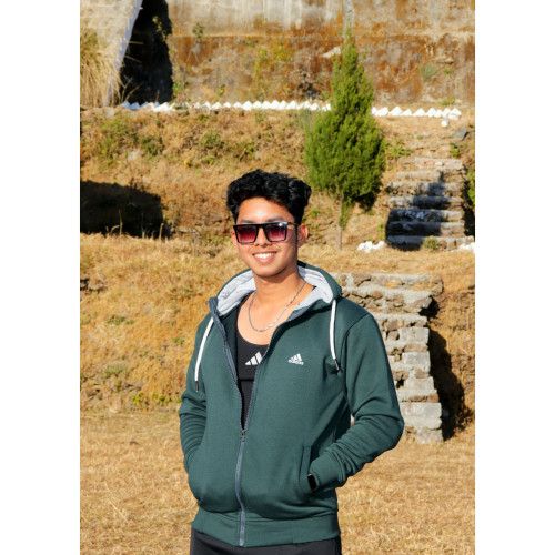 Akhil  R.