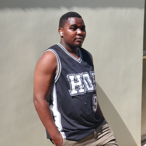 LUSE M. profile photo