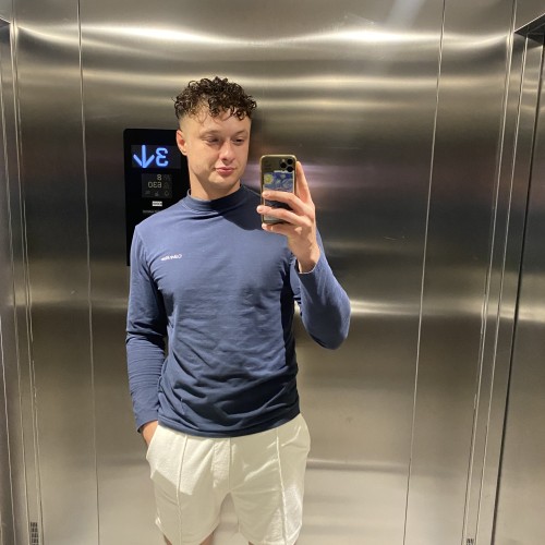 Tomasz S.
