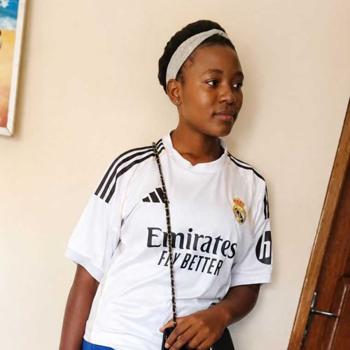 limzy F. profile photo