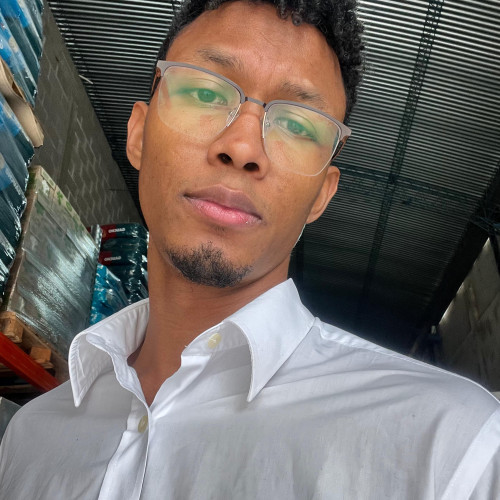 johan  m. profile photo