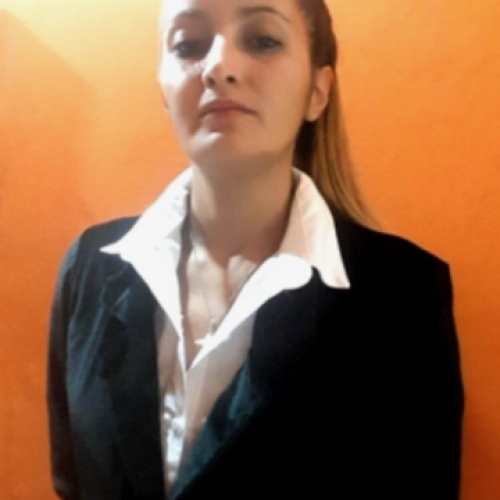 Sabrina R.