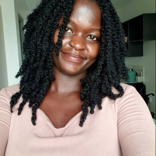 Ivyn I. profile photo