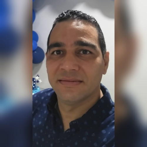 Roberto  N.