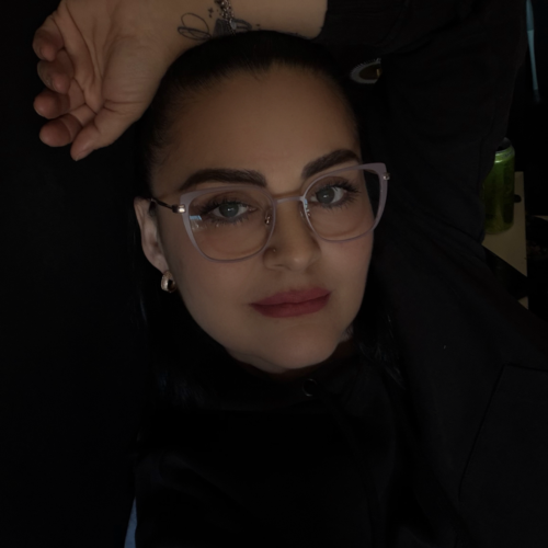 Vale R. profile photo