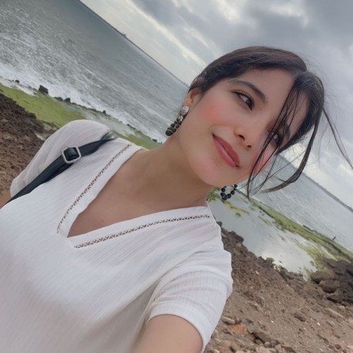 Dounia H. profile photo