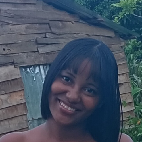 Estefani  G.