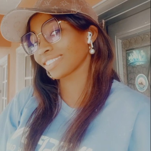 Miracle  W. profile photo