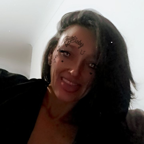 Laura c. profile photo