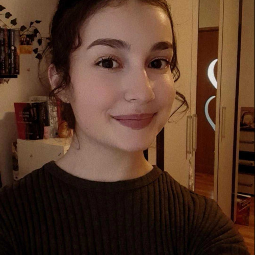 Naomi B. profile photo