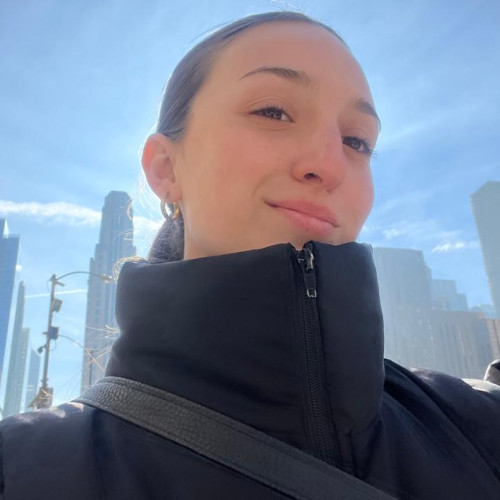 Abril F. profile photo