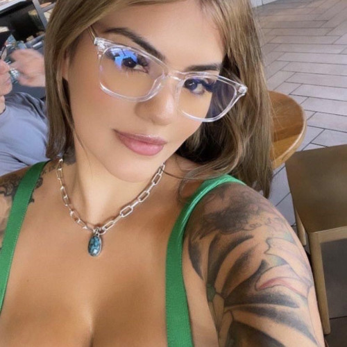 Tiffany V.