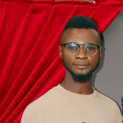 Komolafe i. profile photo