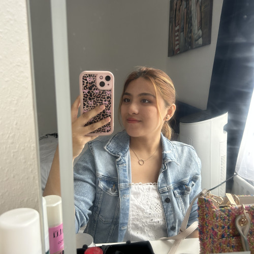 Jaira  D.