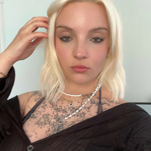 Claire D. profile photo
