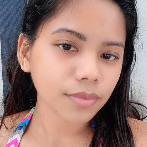 Elle C. profile photo