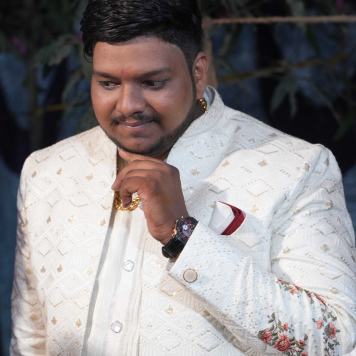 sujit b. profile photo