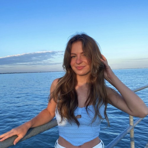 Hannah Y.