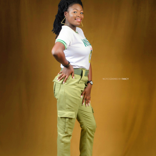 Dami Luv  E. profile photo