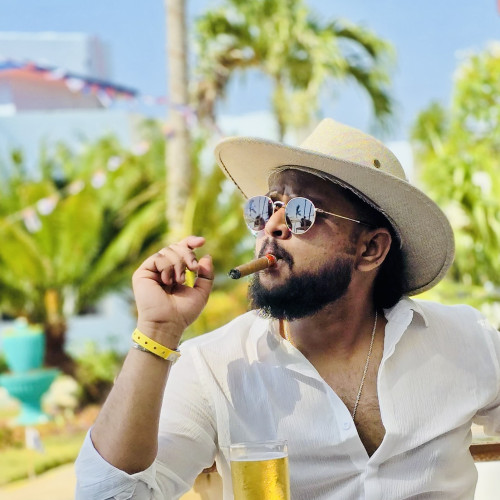 Harvey  D. profile photo