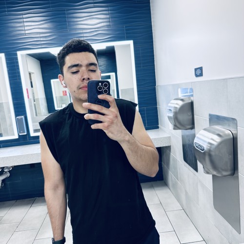 Erick L.